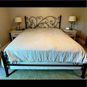 Restoration Hardware 100% Linen King duvet & shams